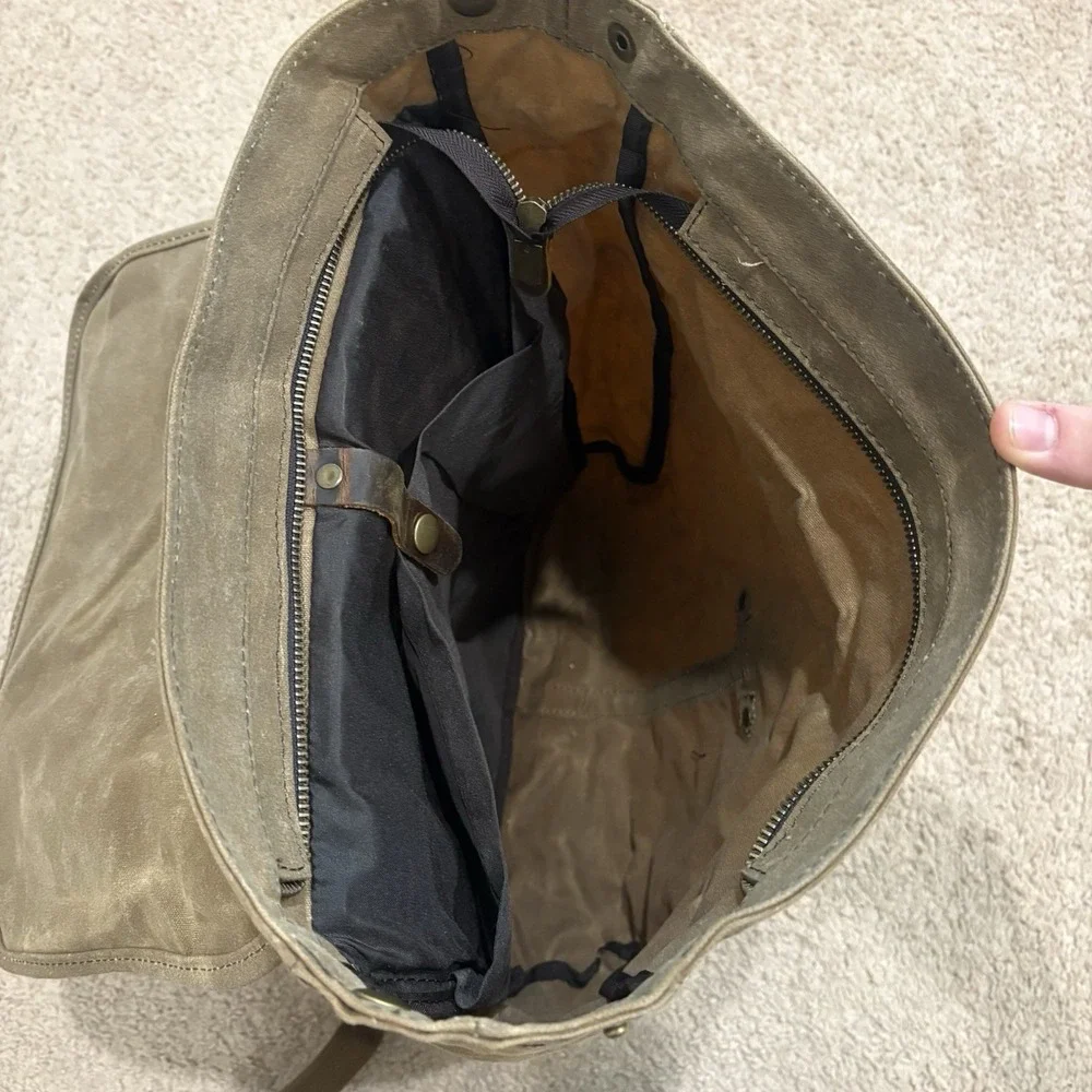 SOLSTICE Oil Waxed Canvas Rucksack Brown Travel Outdoor Bags Backpack